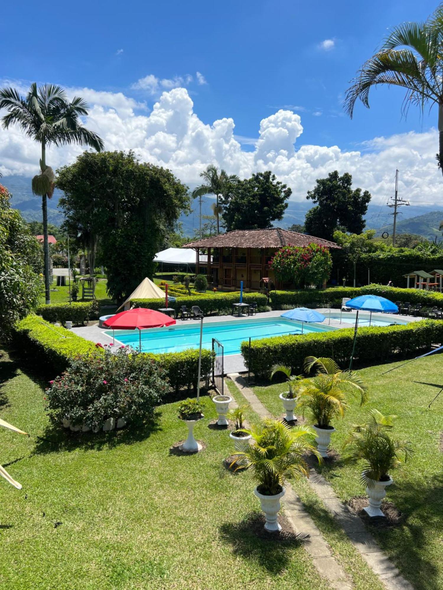 Calarcá Villa Alejandra Del Quindio מראה חיצוני תמונה