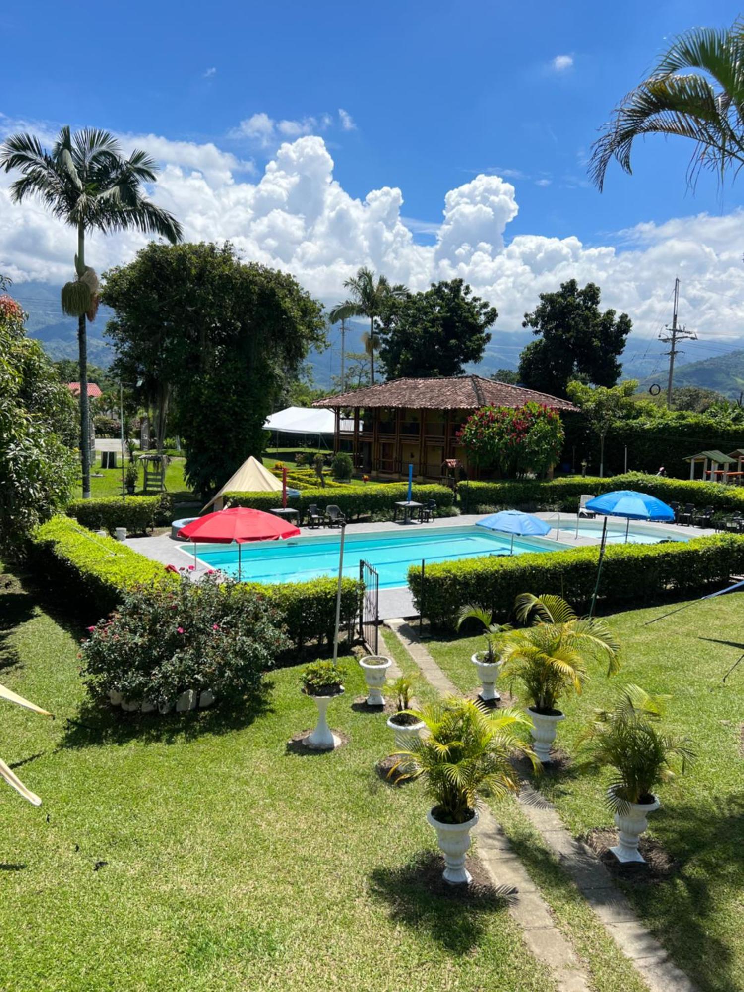 Calarcá Villa Alejandra Del Quindio מראה חיצוני תמונה