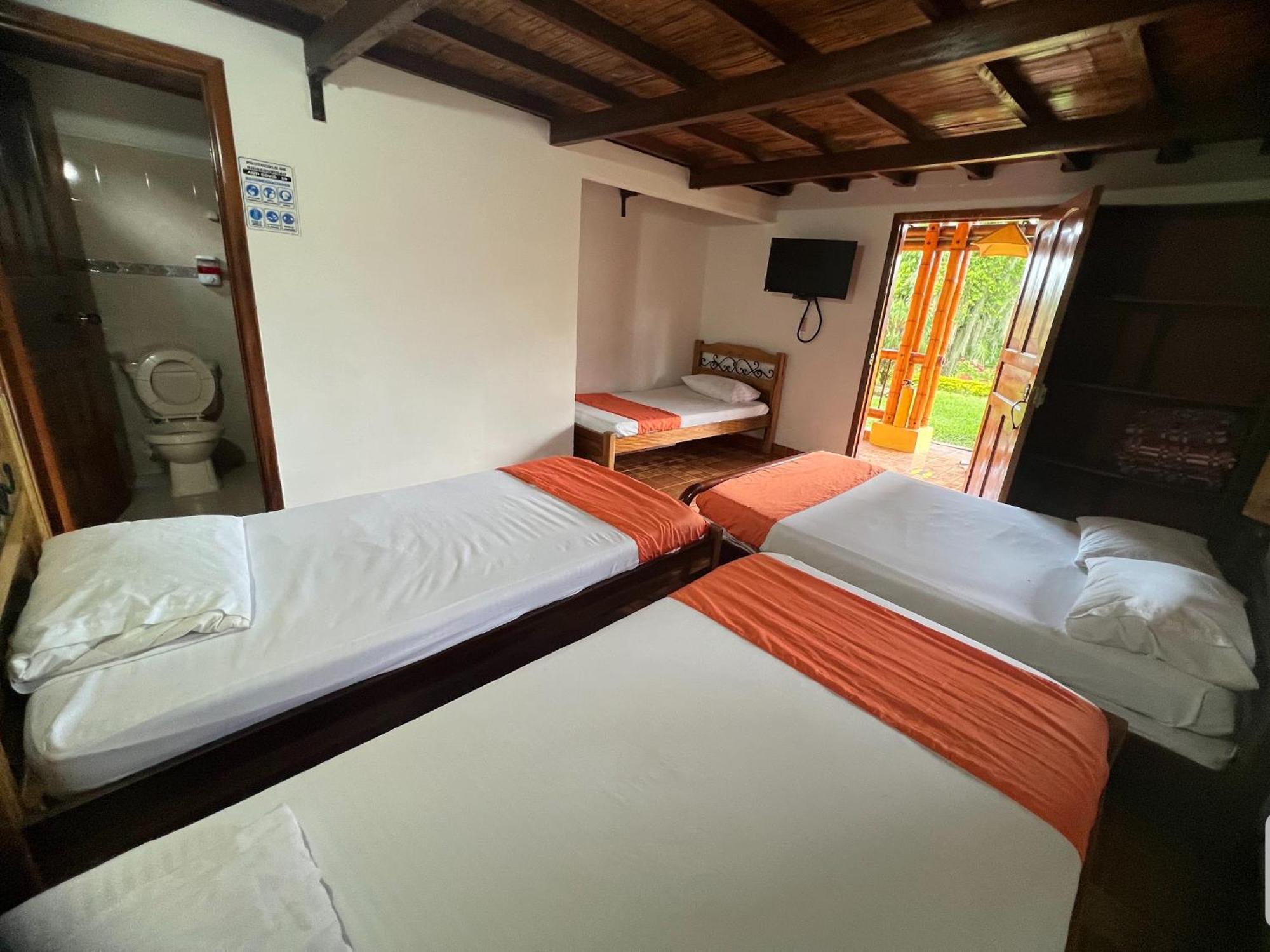 Calarcá Villa Alejandra Del Quindio מראה חיצוני תמונה